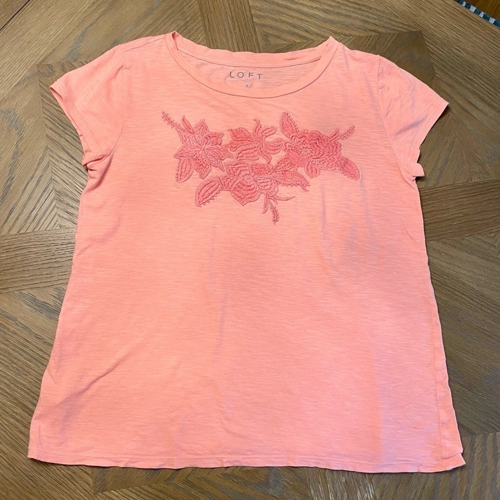 LOFT Embroidered Floral Applique Pink Peach Top